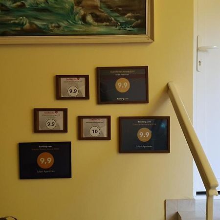 Szlavi Apartman Baja Esterno foto